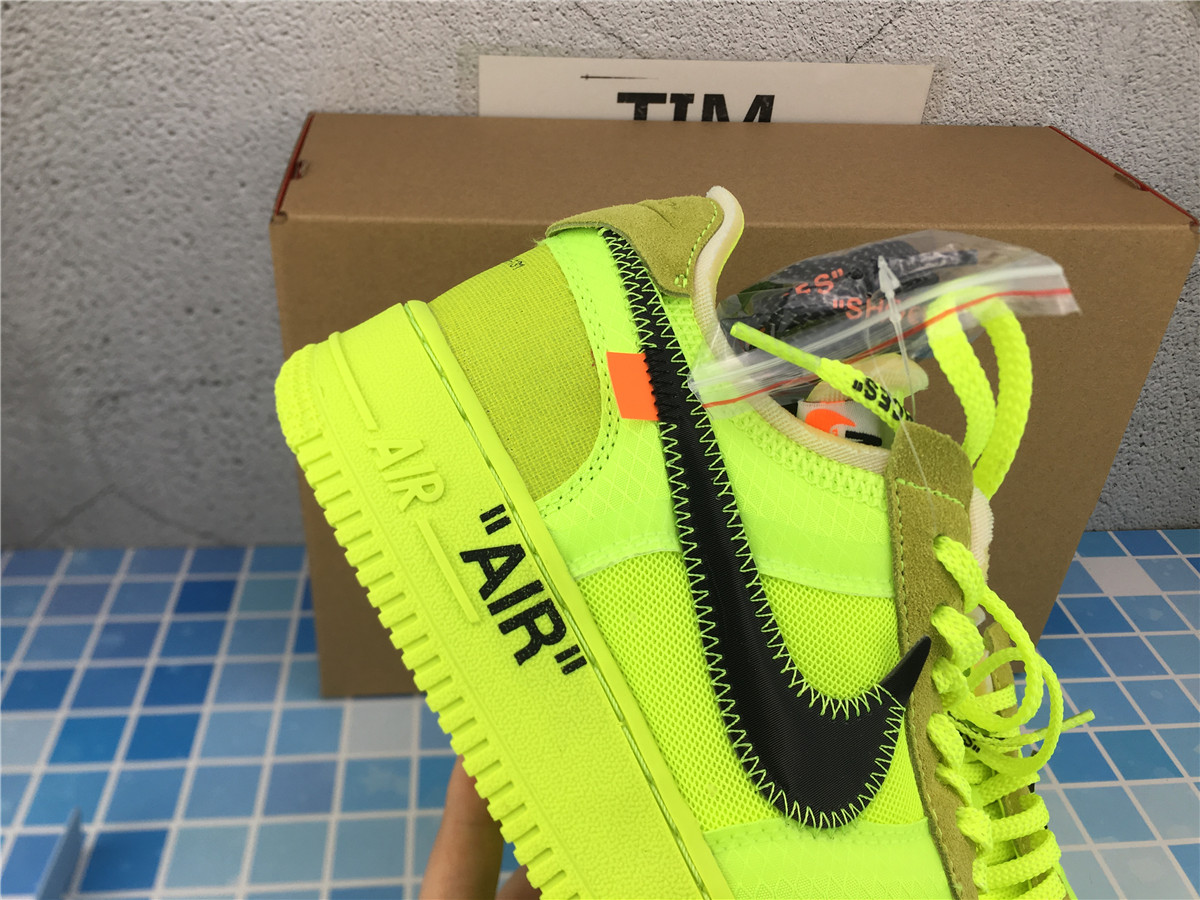 Off-White x Air Force 1 Low Volt AO4606 700